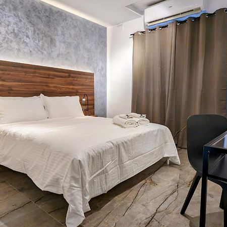 Hotel De La Croix San Giuliano Esterno foto