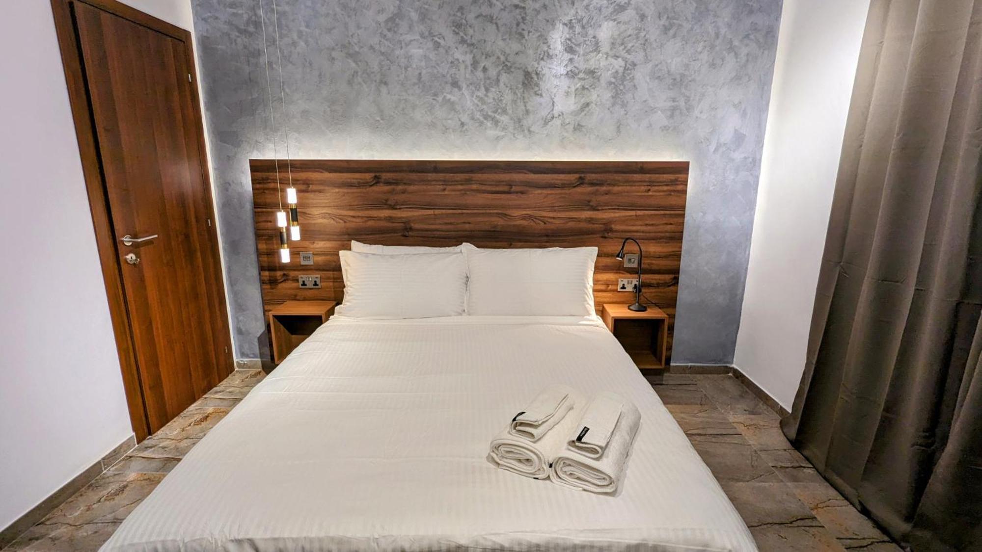Hotel De La Croix San Giuliano Esterno foto