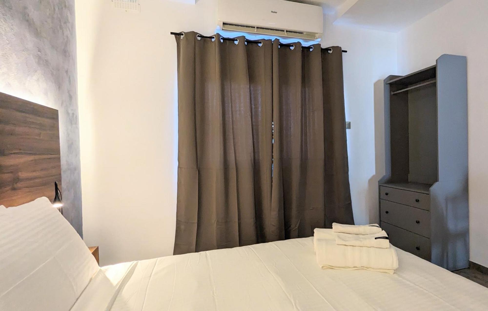 Hotel De La Croix San Giuliano Esterno foto